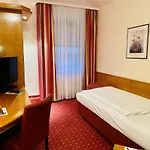 Hotel Schloss Hotel Herborn 4*