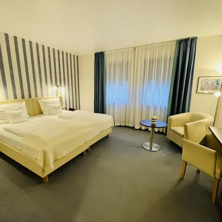 Hotel Schloss Hotel Herborn 4*