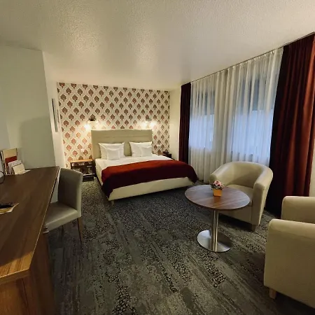 Hotel Schloss Hotel Herborn 4*