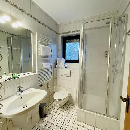 シュロス ホテル 4*