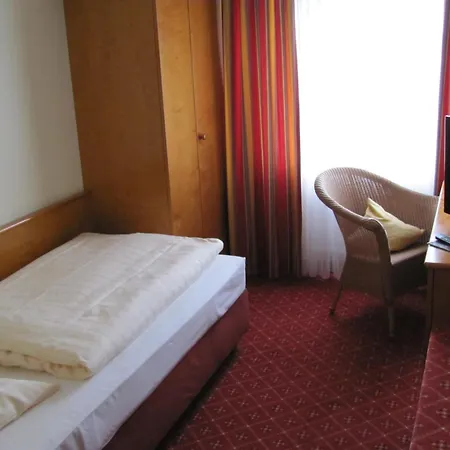 Schloss Hotel Herborn 4*