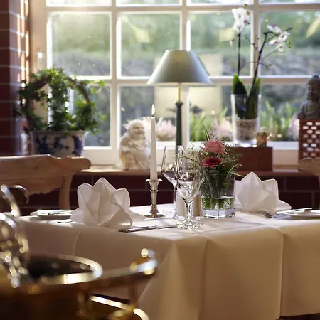 Hotel Schloss Hotel Herborn 4*